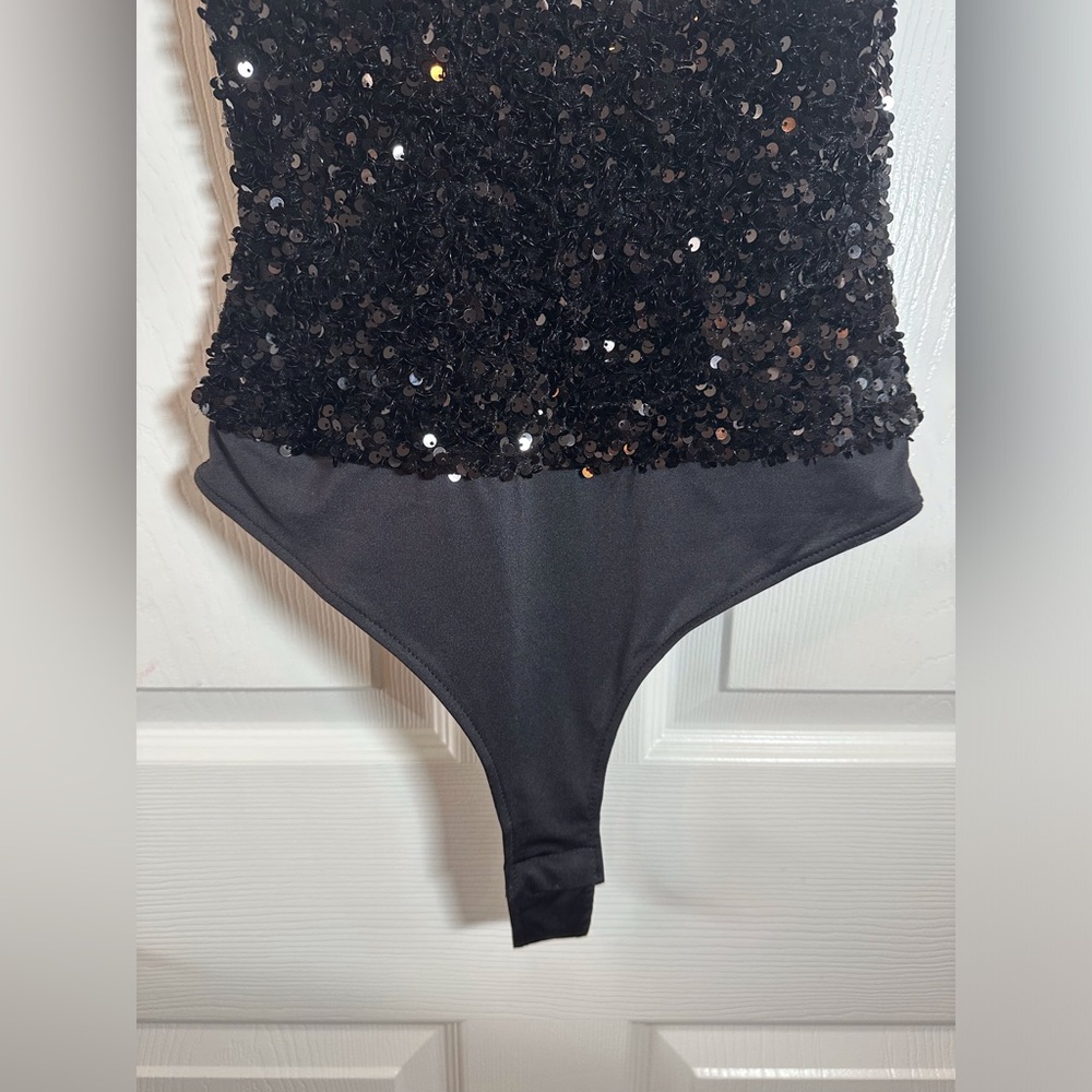 Black Sequinned Deep-Plunge Strapless Bodysuit Small - Picture 8 of 12